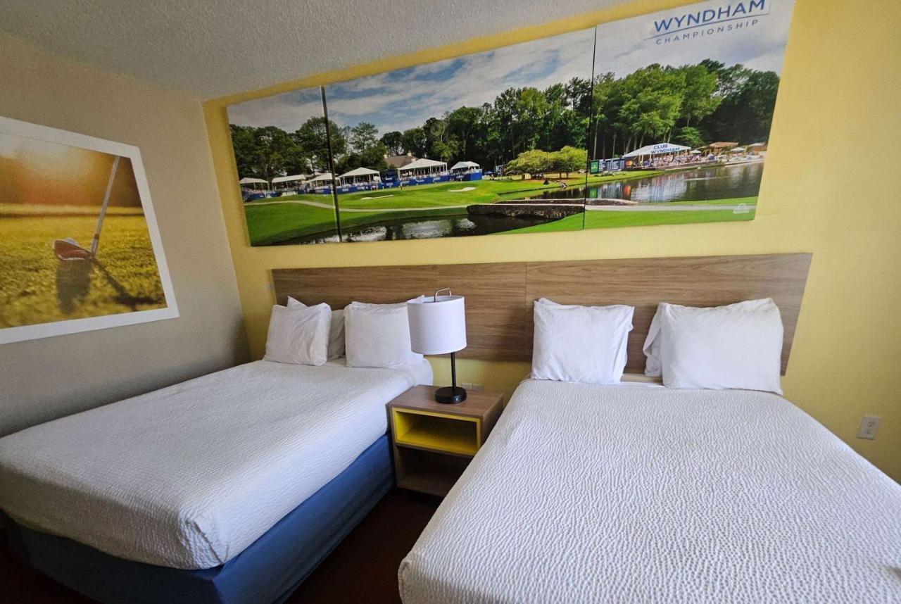 Days Inn By Wyndham Port Charlotte Town Center Eksteriør bilde