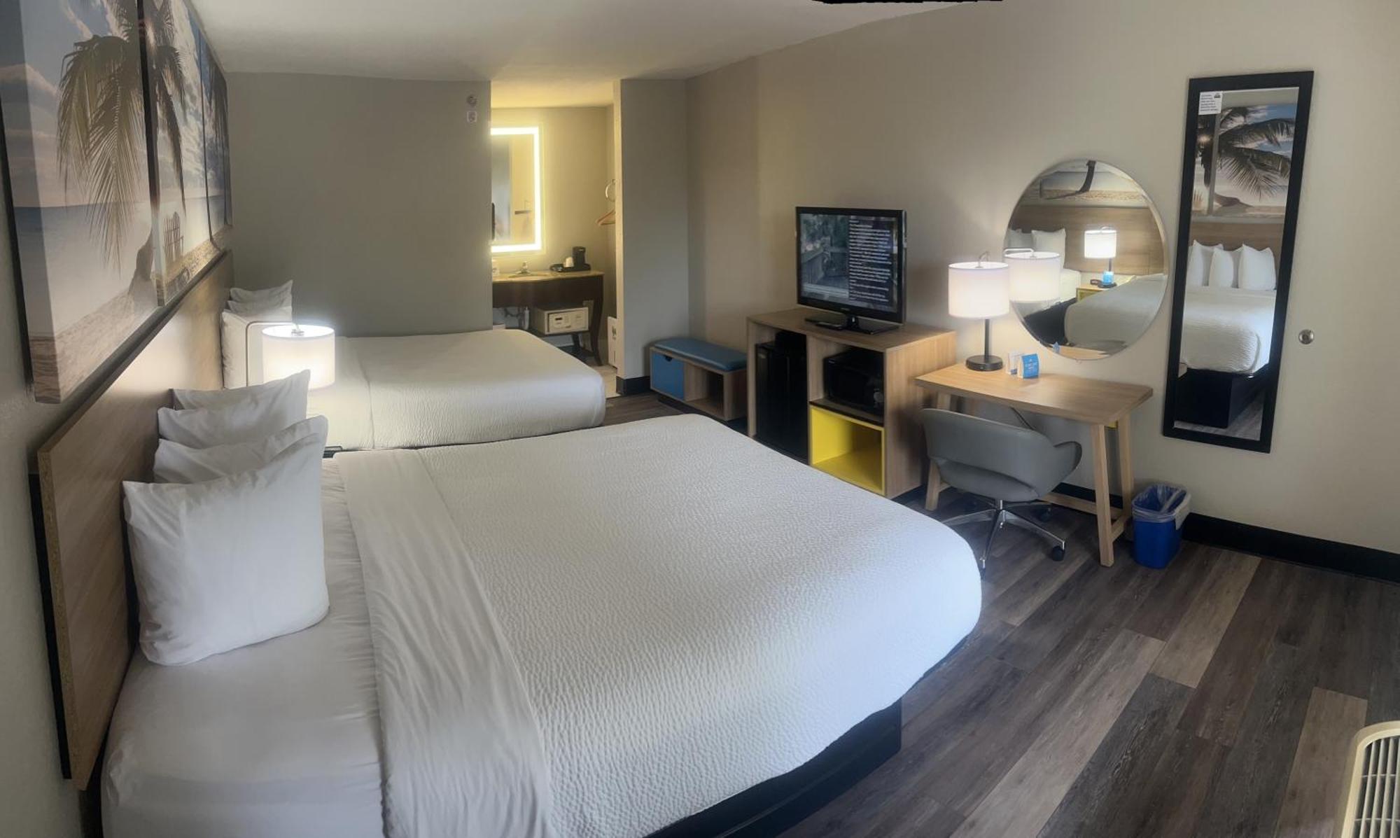 Days Inn By Wyndham Port Charlotte Town Center Eksteriør bilde