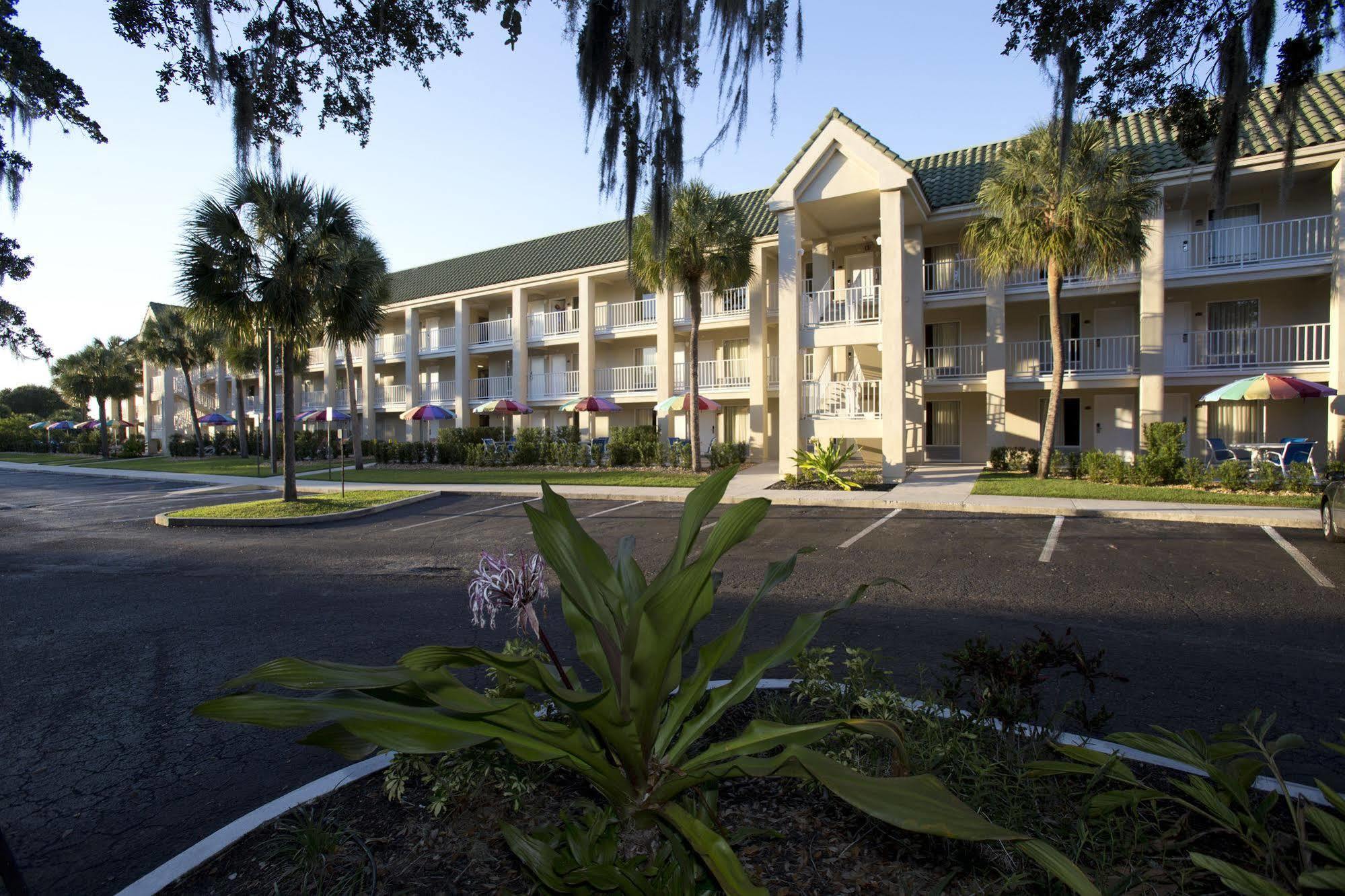 Days Inn By Wyndham Port Charlotte Town Center Eksteriør bilde